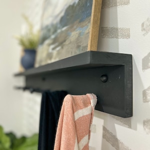 Shelf with hooks | towel rack | Kitchen decor | Wooden peg rail | wooden peg rack | coat rack | entryway decor | minimalist | shaker peg