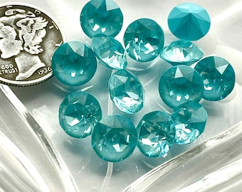 Pacific Opal F (39ss - 8mm) Vintage Swarovski 1028 Chaton