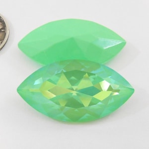 Ultra Glo Green AB UNF (32x17mm) Swarovski 4227 Marquise Navette Fancy Stones