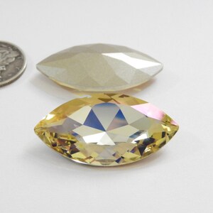 Lemon Mist F (32x17mm) Swarovski 4227 Marquise Navette Fancy Stones