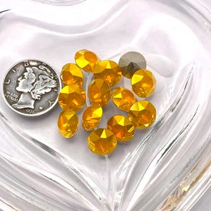 Pineapple Splash F (39ss - 8mm) Swarovski 1088 XIRIUS Chaton Rhinestones