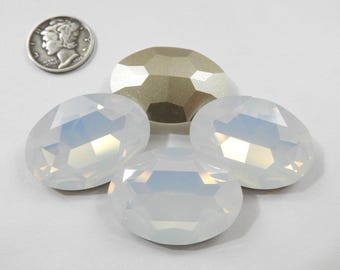 White Opal F (30x22mm) Swarovski 4127 Oval Fancy Stones