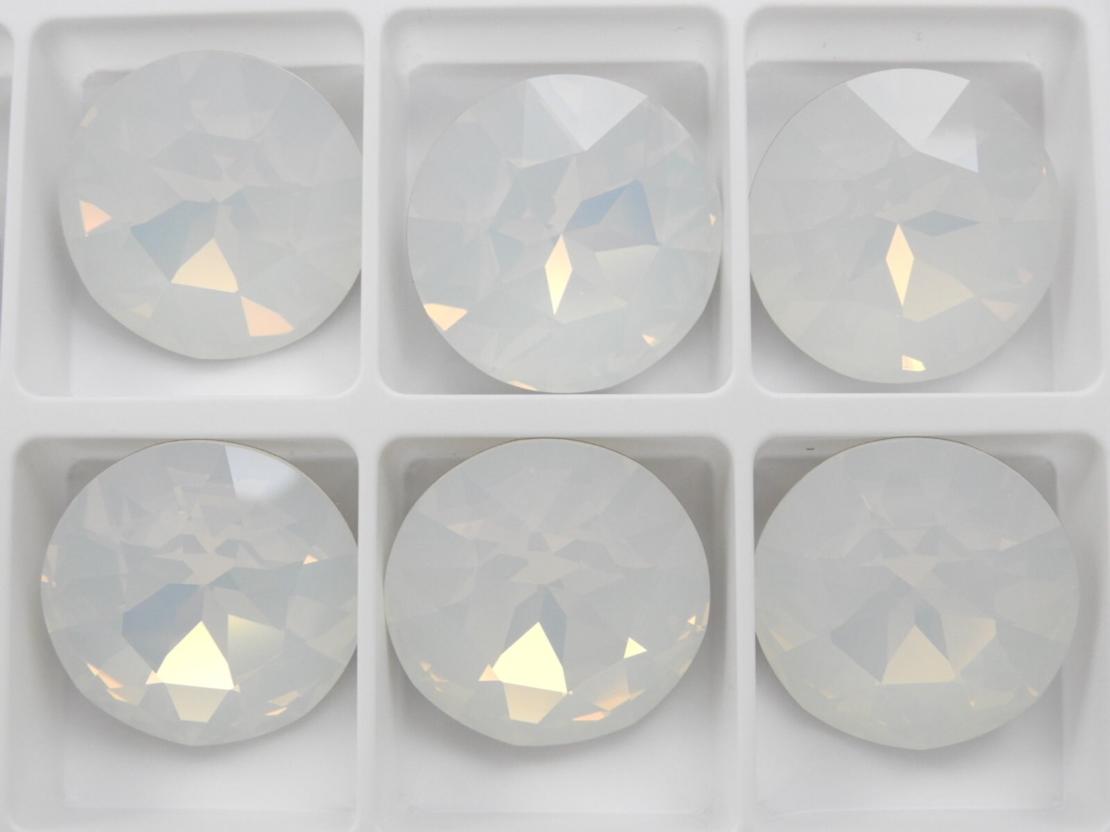 White Opal F (27mm) Swarovski 1201 Dentelle Rivoli Stones - Etsy