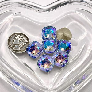 Provence Lavanda Illumine F (12 mm) Swarovski 4470 Pedras de corte almofada