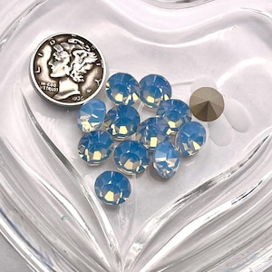 Light Sapphire Opal F (39ss - 8mm) Preciosa Maxima Chaton Rhinestones