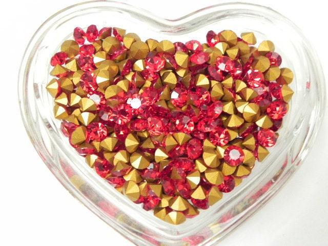 Light Siam GF (29ss - 6mm) Vintage Swarovski Art 1100 Chaton