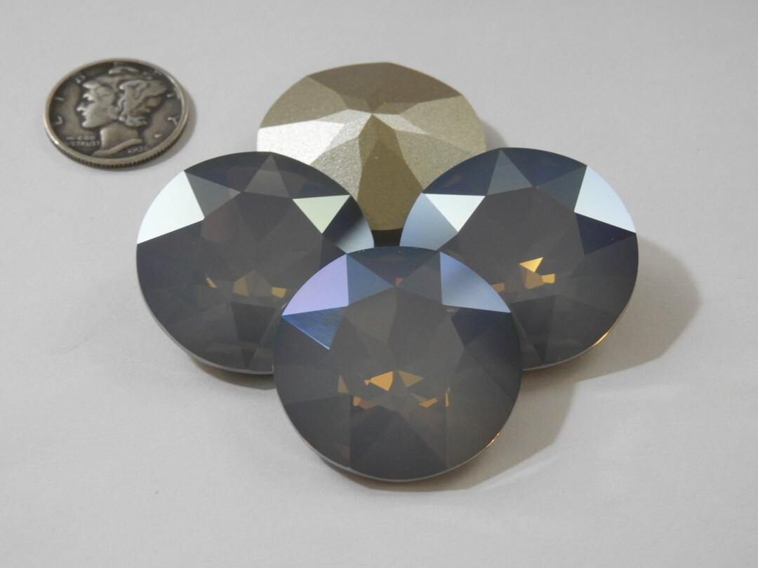 Buns of Steel F (27mm) Swarovski 1201 Dentelle Rivoli Stones - Etsy