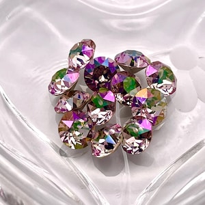 Swarovski 1088 XIRIUS Chaton Rhinestones Glimmer F (39ss-8mm) di Light Amethyst