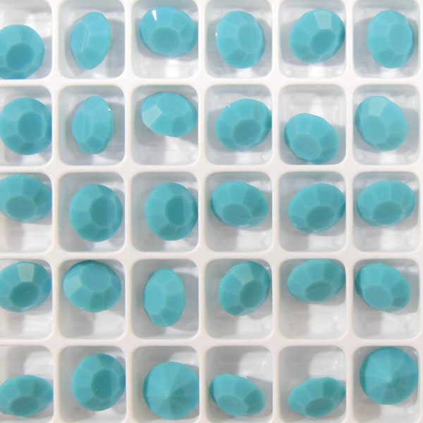 Turquoise (29ss or 39ss) Preciosa Maxima Chaton Rhinestones