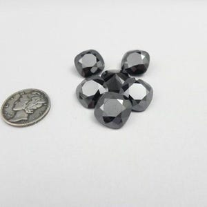 Jet Hematit UNF (12 mm) Swarovski 4470 Fyrkantiga Kuddslipade Stenar