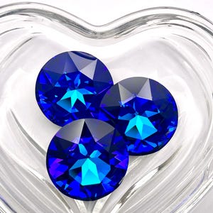 Heliotrope F (27mm) Swarovski 1201 Dentelle Rivoli Stones