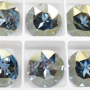 Misty Gables F (27mm) Swarovski 1201 Dentelle Rivoli Steine