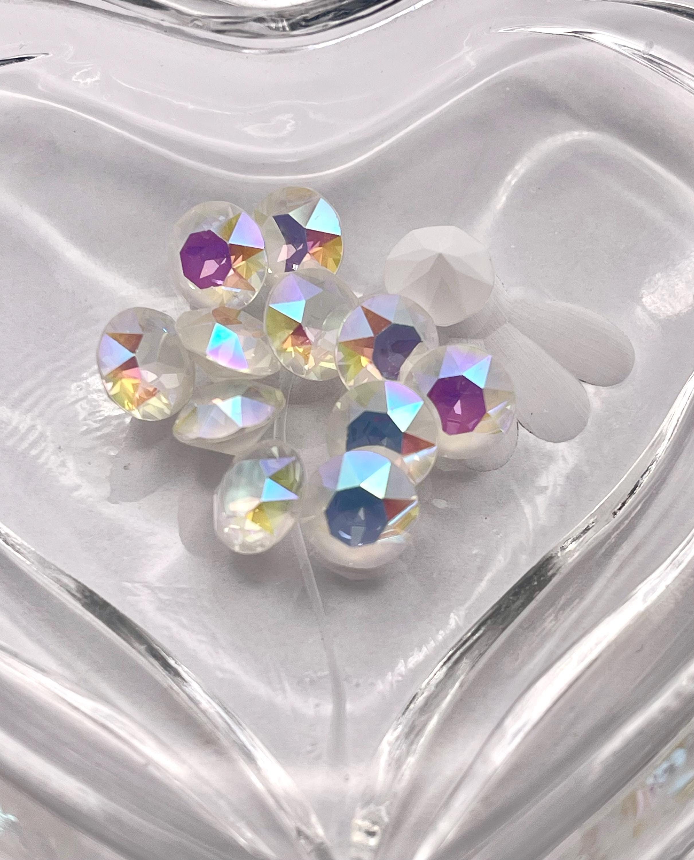 Electric White Ignite AB UNF (39ss - 8mm) Swarovski 1088