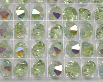 ガーネット Chrysolite AB (10mm) Vintage Swarovski 5307 Faceted Round Spacer