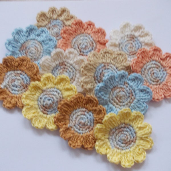 12 large crochet flowers, 6 cm