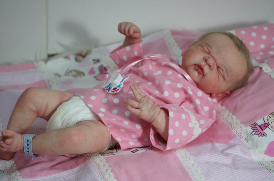 Newborn Reborn Baby Doll, Open Mouth Real Pacifier Anatomically Correct