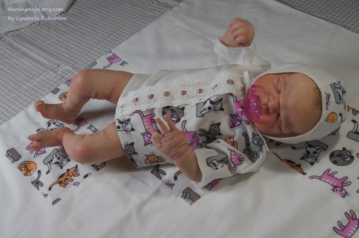 Newborn Reborn Baby Doll, Open Mouth Real Pacifier Anatomically Correct