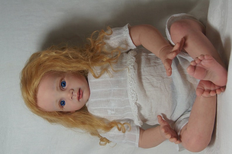 Reborn Toddler Baby Dolls Fritzi by Karola Wegerich Long Strawberry Blond Curl Human Hair Blue Eye image 4