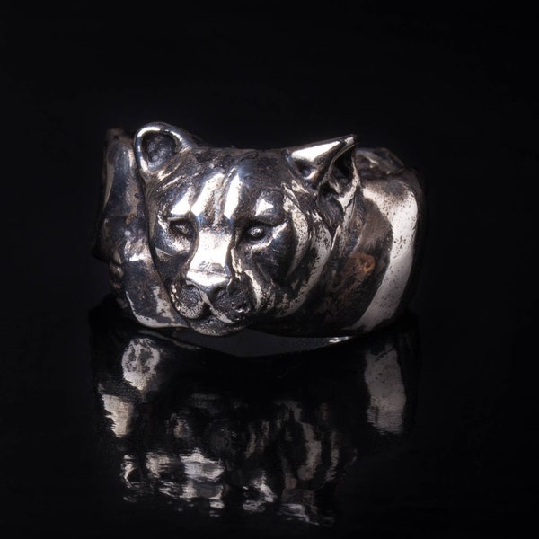 Mountain lion ring Sterling silver animal ring Wild cat jewelry Totem animal ring Puma cat Silver