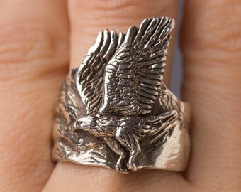 Hawk Ring in sterling silver, Animal nature ring, Nature silver ring, Bird of prey ring, Eagle silver ring