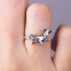 Whale Ring Sterling Silver Minimalist Animal Ring Ocean Ring Whale Lovers Gift Nautical Ring Marine Life Jewelry Silver Stackable Ring