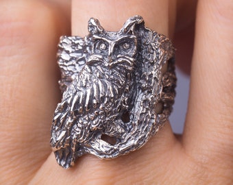 Owl ring, Sterling silver bird ring, Forest ring, Heavy silver statement ring, Owl lovers gift, Woodland jewelry