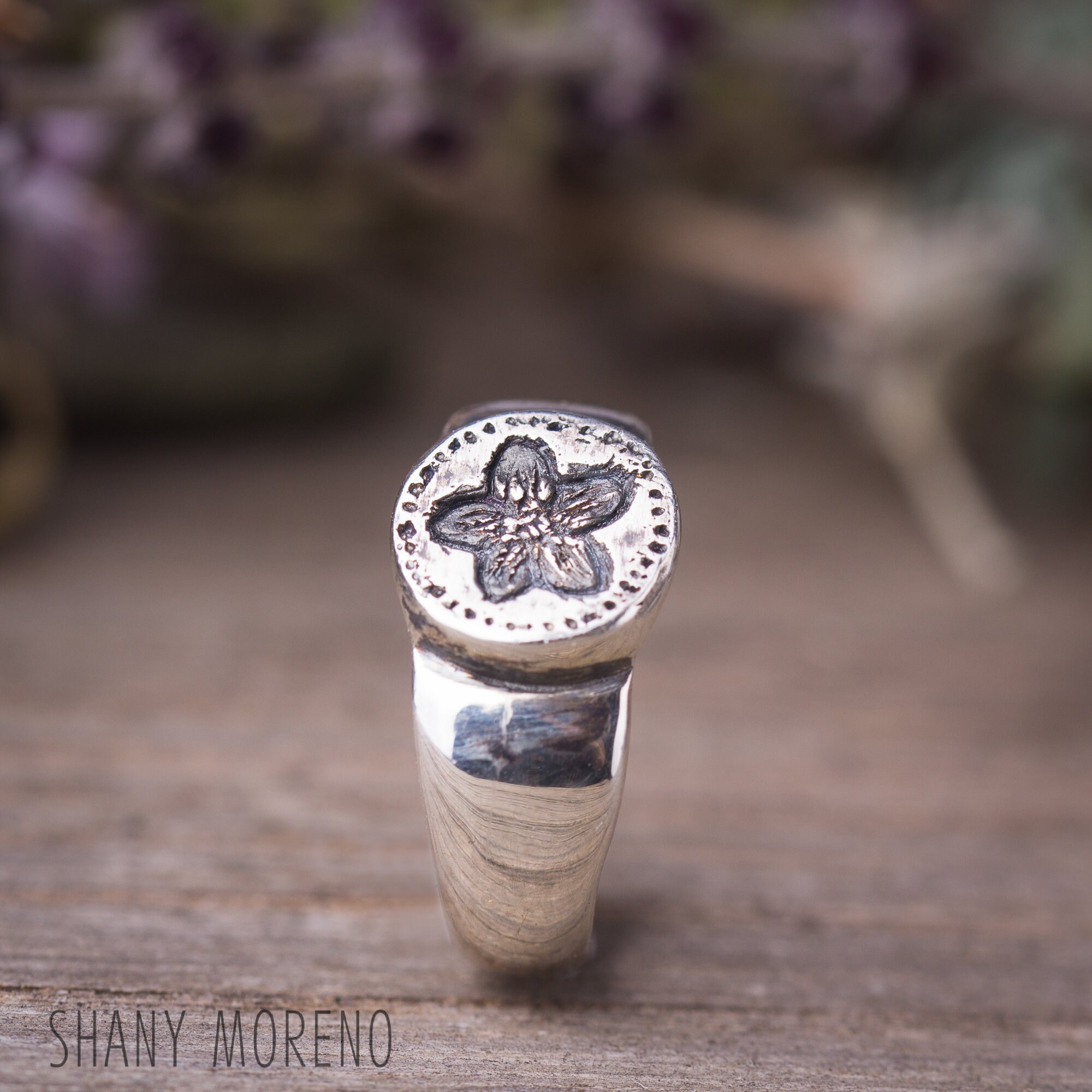 Wild Flower Signet Ring, Vintage Style Ring in Sterling Wild Flower Signet Ring, Vintage Style Ring in Sterling