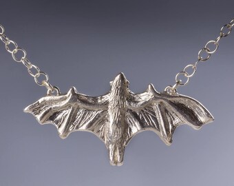 Colgante de murciélago, collar de murciélago de plata, collar de murciélago, collar gótico, murciélago de plata de ley, joyería de murciélago, joyería gótica, collar de brujas de plata