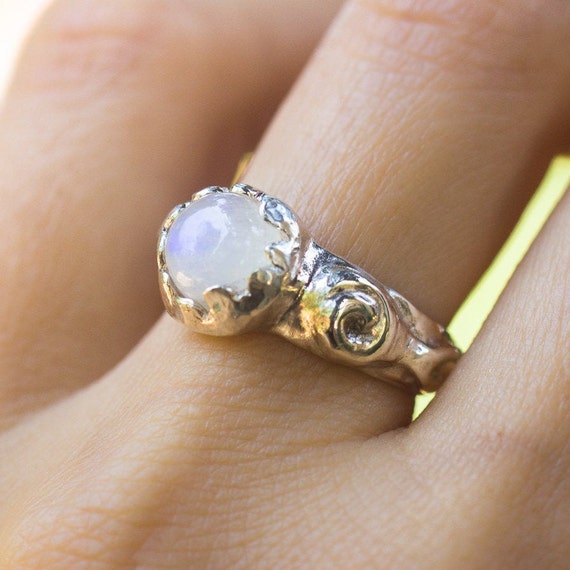 Exquisite Handcrafted Ring in Solid Silver Size 7 Sivalya ENLIGHTENED Natural Rainbow Moonstone Ring in 925 Sterling Silver