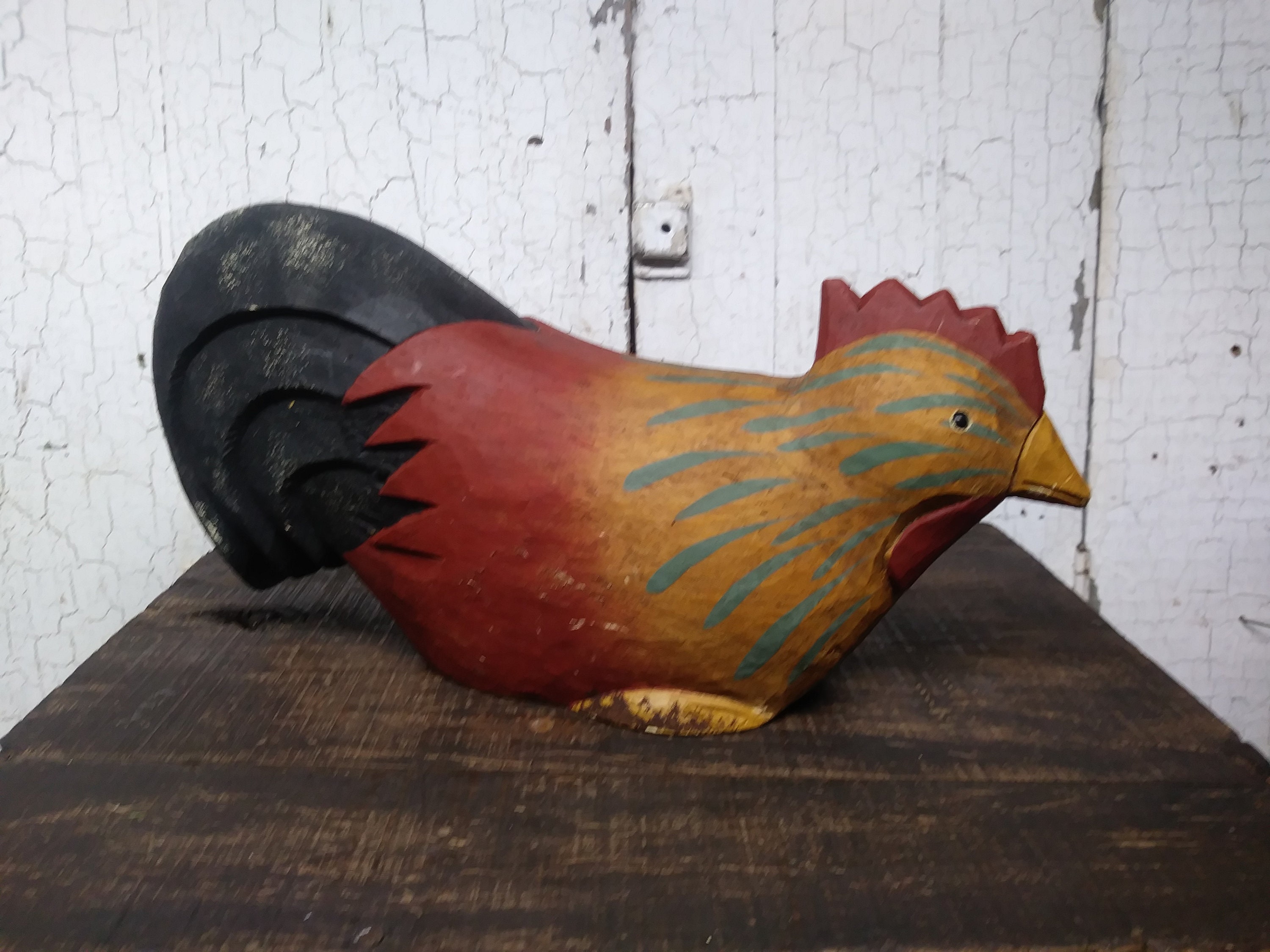 resin rooster decor