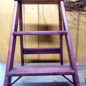 Distressed Red Step Ladder: Vintage Farmhouse Folding Plant Stand