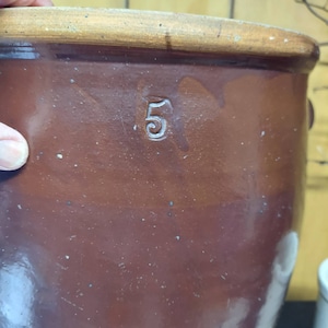 Antique 5 Gallon Crock / 1800&#39;s Wheel Thrown Crock / 5 Gallon Stoneware Crock With Brown Glaze / Rare 5 Gallon Crock With Dog Eared Handles