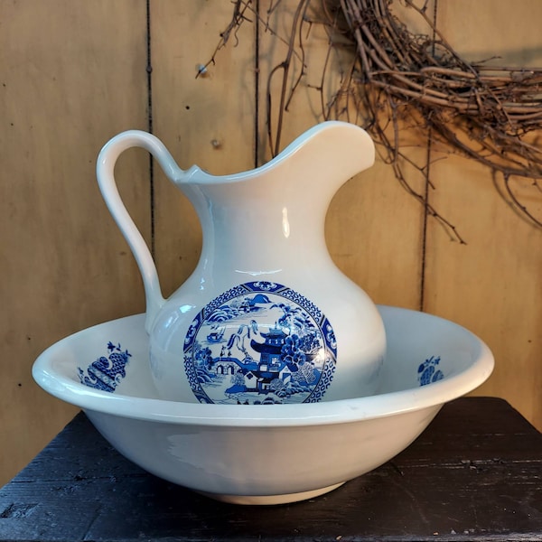 Pitcher and Bowl Set - Etsy