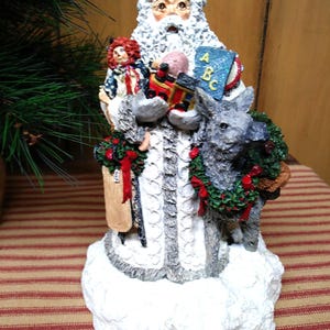June McKenna Santa Figurine: &quot;Magic of Christmas&quot; Collectible, 2000