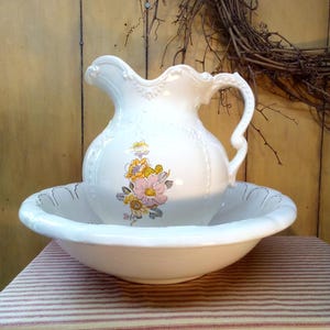 Antique Stoneware Pitcher and Bowl Set: Farmhouse Floral Basin