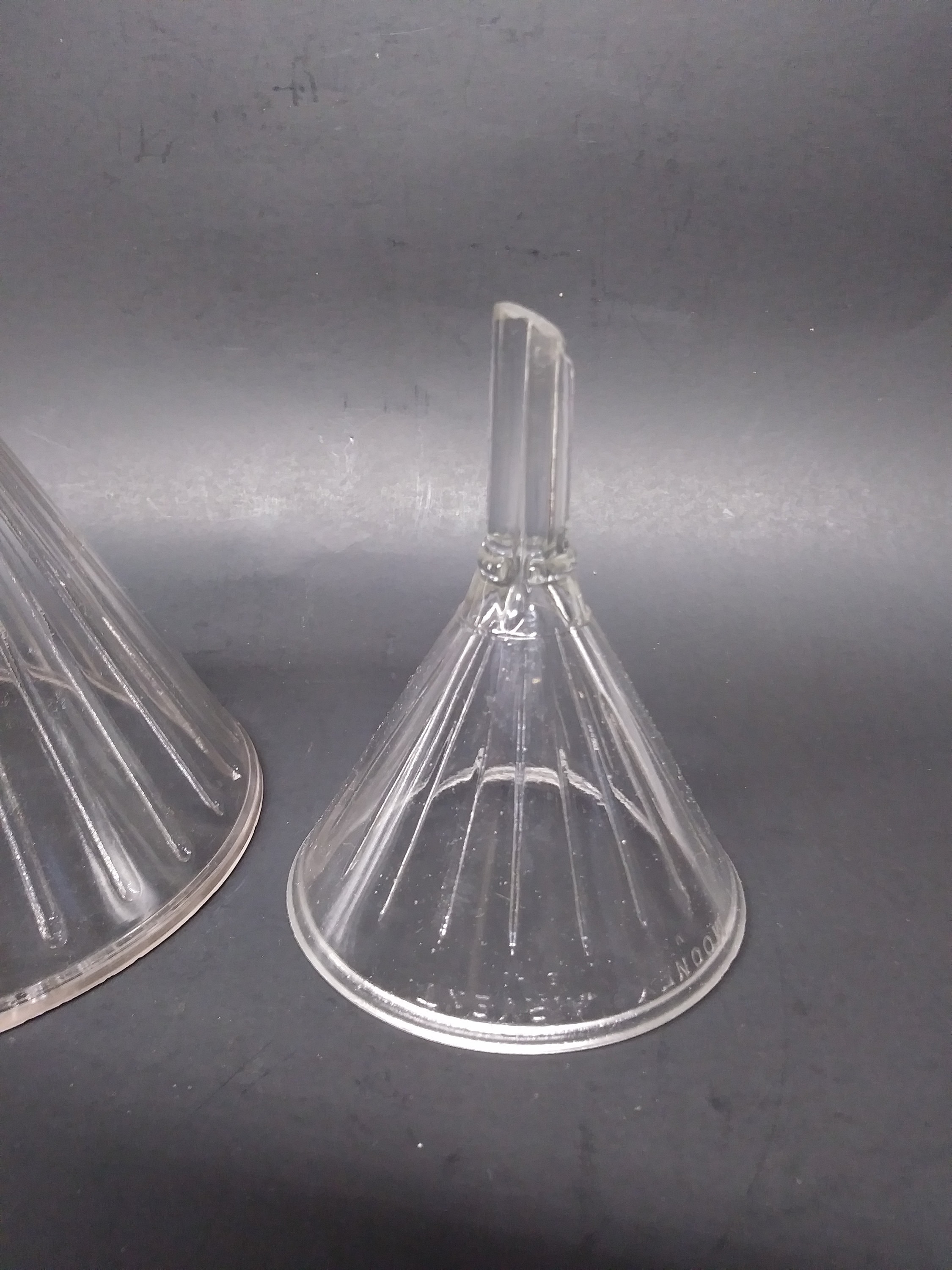 Glass Funnels / Two Glass Funnels / Antique Vintage Glass Etsy.de