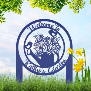 Custom Flower Yard Sign For Mother&#39;s Day Gift With Watering Can And Butterfly Outdoor Flowerbed Decor