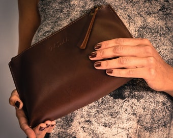 Brown Leather clutch,Cosmetic Bag,Personalized purse,Small leather bag,Genuine leather case,Women Leather purse,Unisex handbag,Toiletry Bag