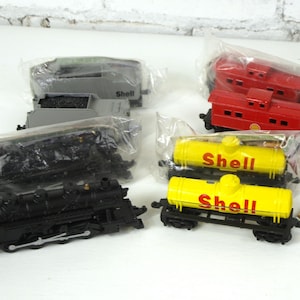 Vintage Shell Fuel Trains Die Cast - C. 1996 - Coal Cars, Tankers, Locomotives, Cabooses by Fletcher Barnhardt & White Inc - Good+ Condition