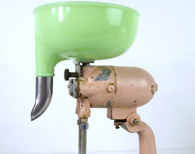 Vintage 1930's Sunbeam Mixmaster Stand Mixer Pat. No. 83410 With