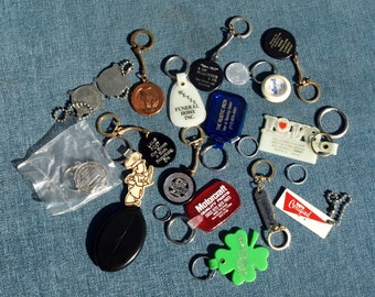LOT OF 10 PCS VINTAGE STYLE BRASS CALENDAR KEY CHAIN CHRISTMAS GIFT