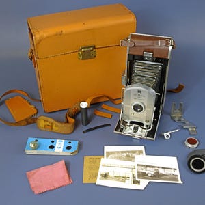 Vintage Polaroid Land Camera Model 95A w/ Case, Bounce Flash Bracket, Light Reducer & Orange Filter #4 - Great Cond w Intact Bellows