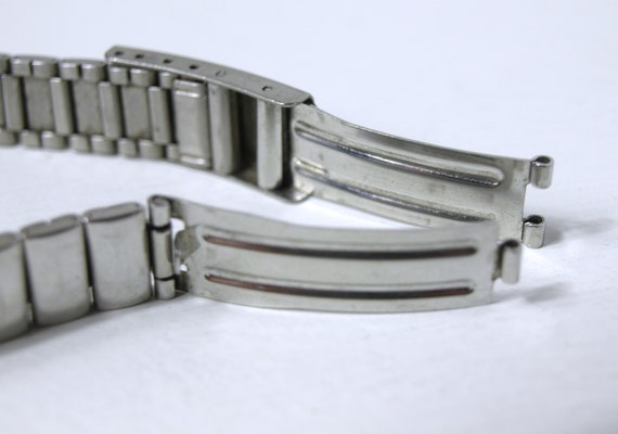 Vintage Anne Klein II Ladies Quartz Wrist Watch w… - image 4
