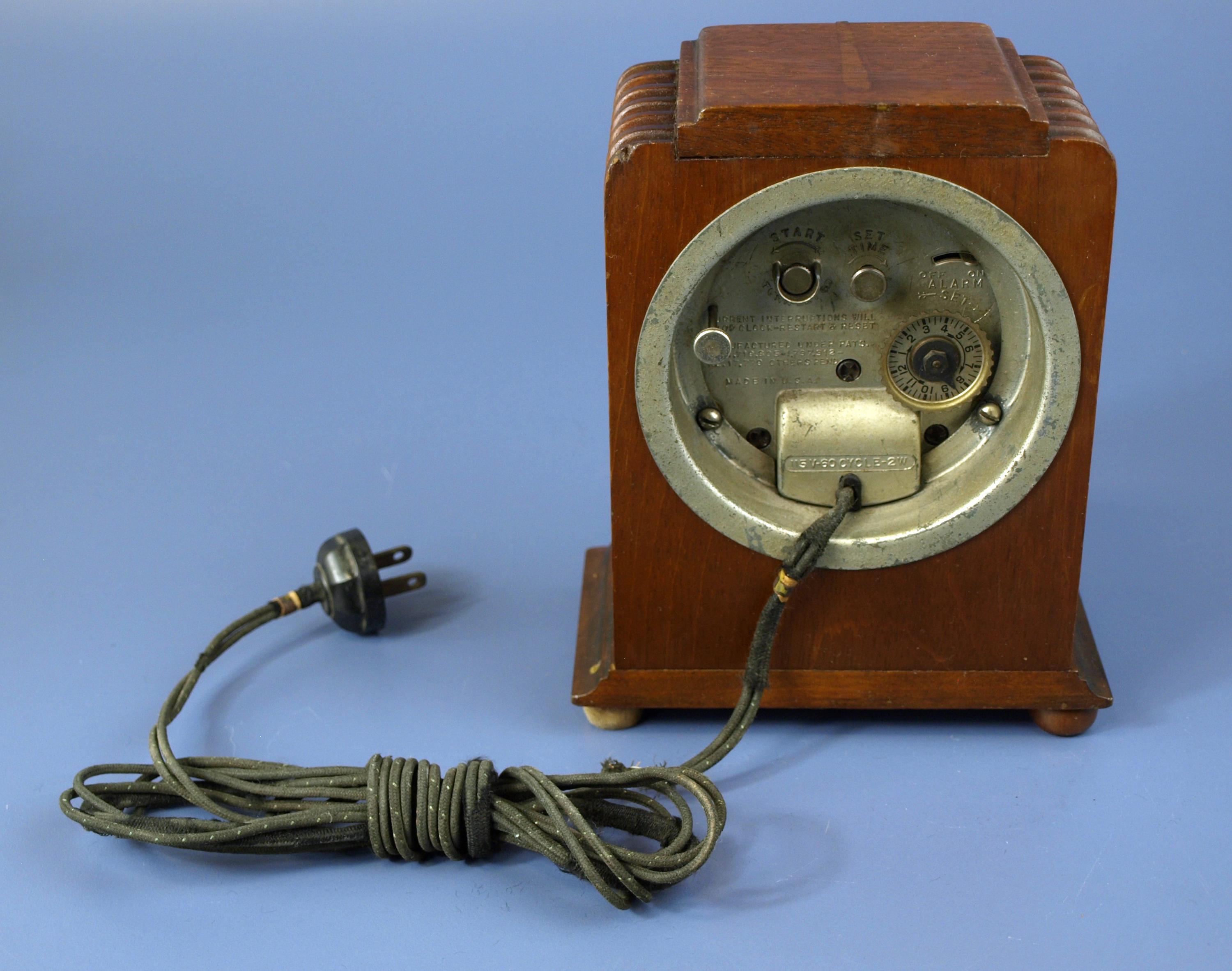 Rare Vintage Hammond Synchronous Electric Alarm Clock With Art