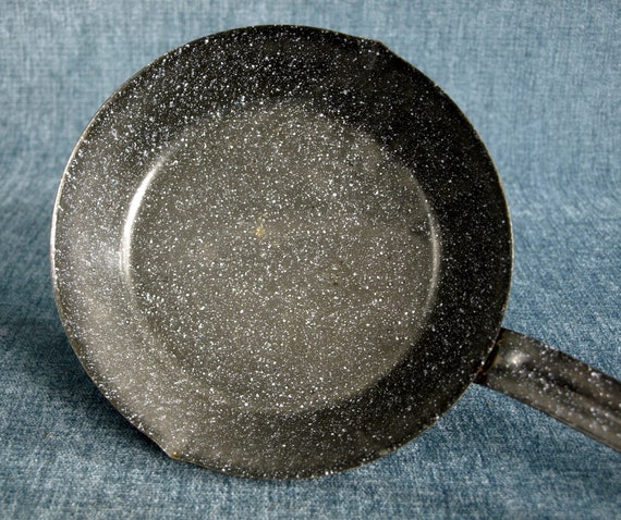Vintage Speckled Gray Enamel Ware / Enamelware Small Frying Pan