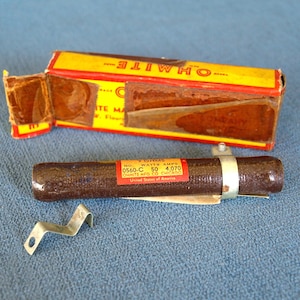 Ohmite Vitreous Enameled Dividohm Resistor 50 watts 3 ohms 4.070 amps Stock No. 0560-C - NIB