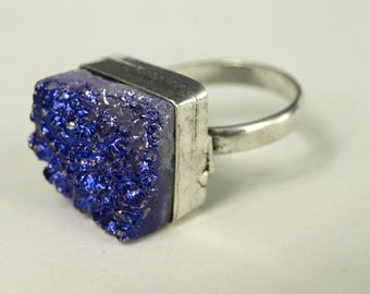 Vintage .925 Sterling Silver Ring w/ Gemstone On Matrix - Possibly Blue Azurite Crystals on Blue Quartz - US Size 6.5 - Gemstone Silver Ring
