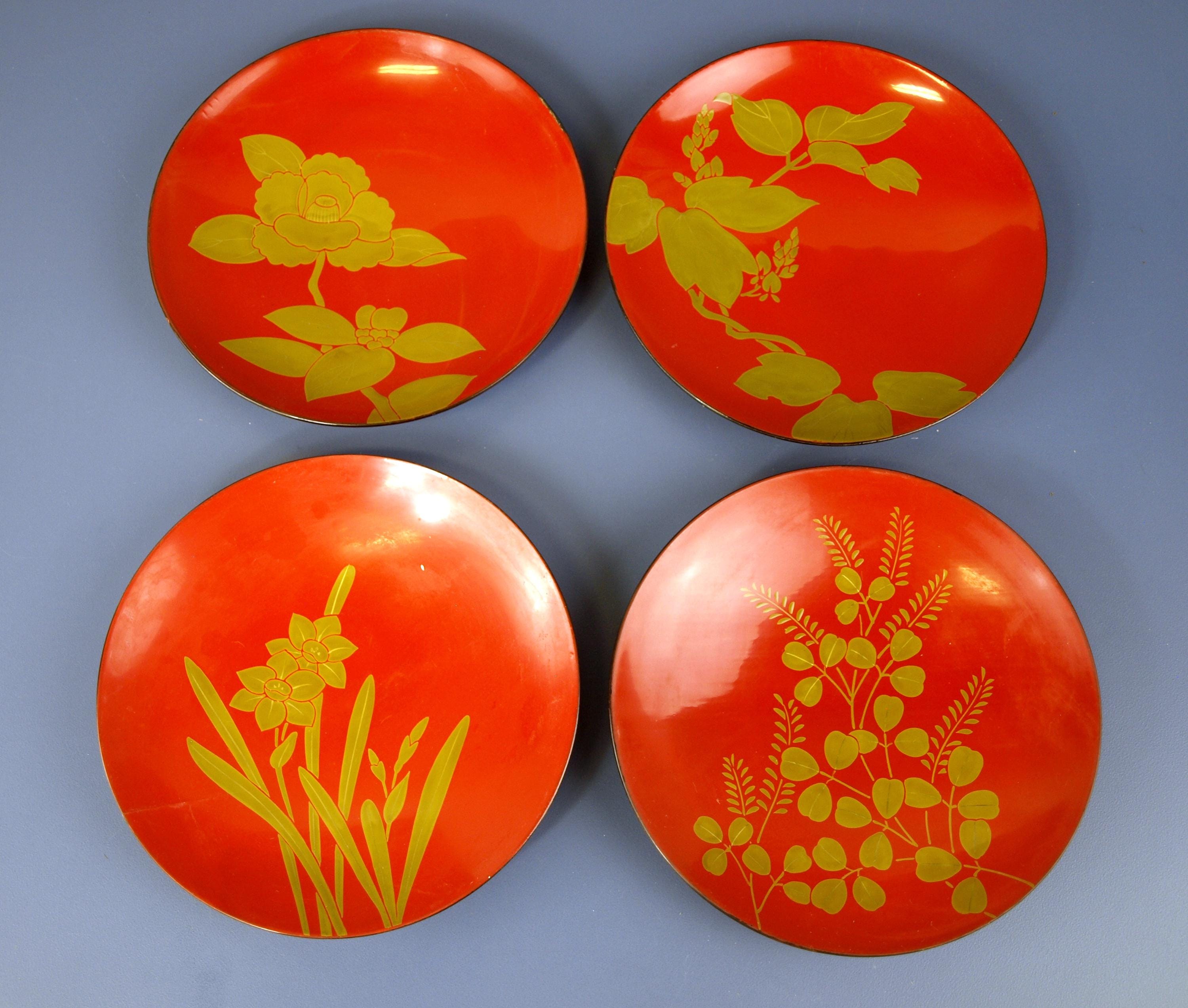 Antique Japanese Maki-e Lacquered 6.5