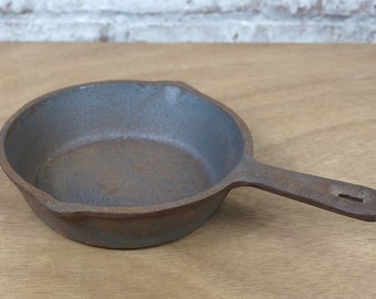 Personal Size Cast Iron Frying Pan Skillet(s) - 6&quot; diameter with Drip Spouts - Many Available - Unmarked and Unseasoned