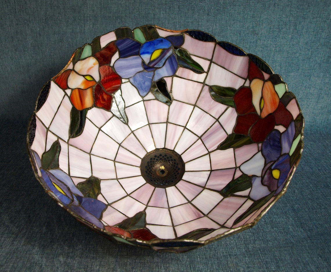 Beautiful Large Stained Glass Lamp Shade With Floral Pattern Etsy Israel